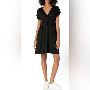 Amazon Essentials Black Women's Surplice Dress XL